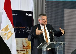 أندرياس كريفيكا الرئيس التنفيذي للاستراتيجية لشركة ليوني العالمية