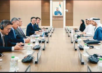 وانغ يي في أبوظبي: تعزيز الشراكة الصينية-الإماراتية نحو آفاق أوسع