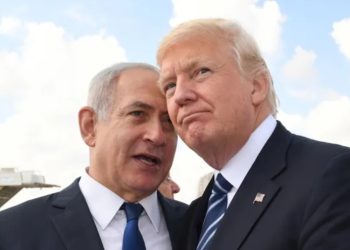 ملف استخباراتي شامل تعده إسرائيل لإقناع ترامب بشن هجوم على إيران