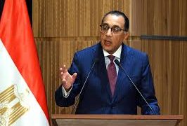 مدبولى : يبدأ جولة ميدانية بعدد من المشروعات التنموية والخدمية بالأقصر