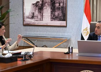 رئيس الوزراء يستعرض الإصدار الثاني من السردية الوطنية للتنمية الاقتصادية والاجتماعية