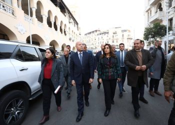 وزيرة التنمية المحلية ومحافظ القاهرة يتفقدان أعمال تطوير شارع إبراهيم بمنطقة الكوربة بمصر الجديدة