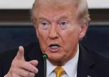 القبض على مادورو وزوجته و ترحيلهما جوا إلى خارج فنزويلا