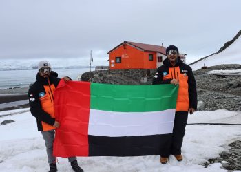 الإمارات في قلب القطبين الجنوبي والشمالي بإنجازات علمية ورحلات استكشافية تاريخية